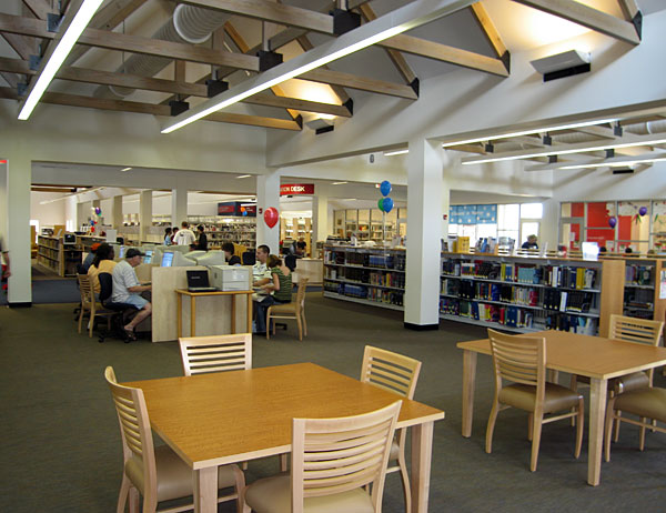 Seating area between Study rooms and Adult Computers