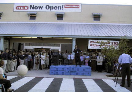 SPEECHES AT RIBBON CUTTING BEFORE LARGE GRAND OPENING DAY CROWD