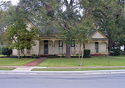 The White Turner Scheve House-1307 Main St.-circa 1890