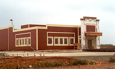 Construction of Chilis restaurant - May 2002.